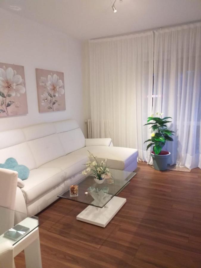 Sesto Calende Centro Apartment Bagian luar foto