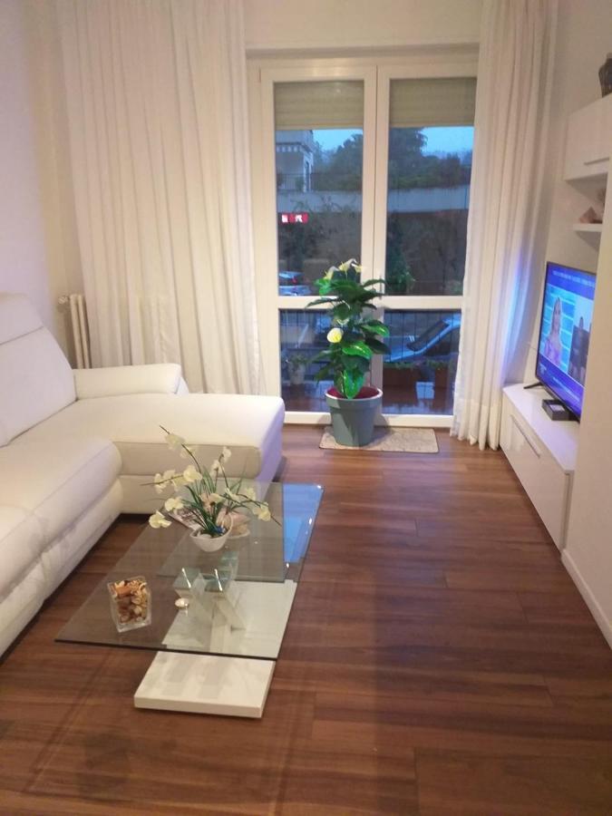 Sesto Calende Centro Apartment Bagian luar foto